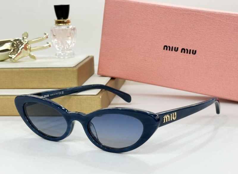 Miu miu Sunglasses